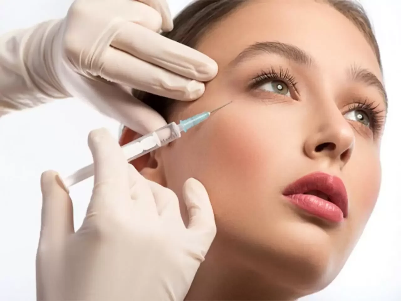 تاثیر تزریق ژل برای برطرف کردن گودی و تیرگی